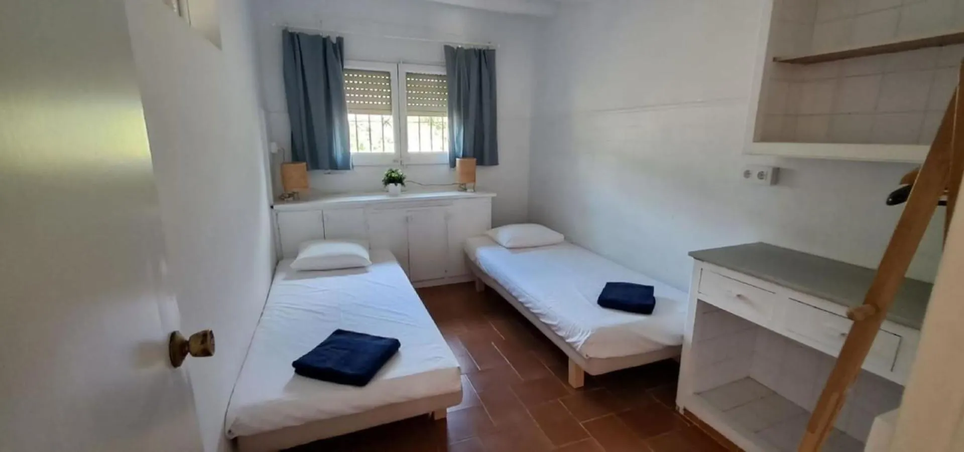 Ferienhaus Mit Privatpool Fuer 8 Personen Und 7 Kinder In La Tallada Demporda, Costa Brava Casa vacanze