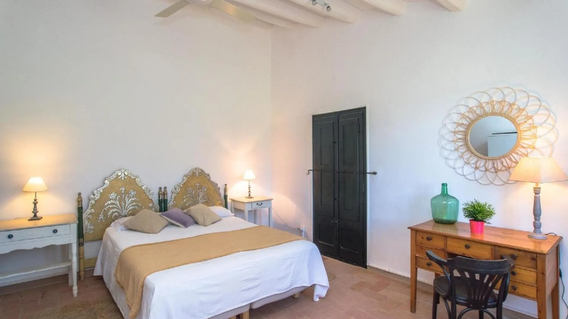 Ferienhaus Mit Privatpool Fuer 8 Personen Und 7 Kinder In La Tallada Demporda, Costa Brava Casa vacanze